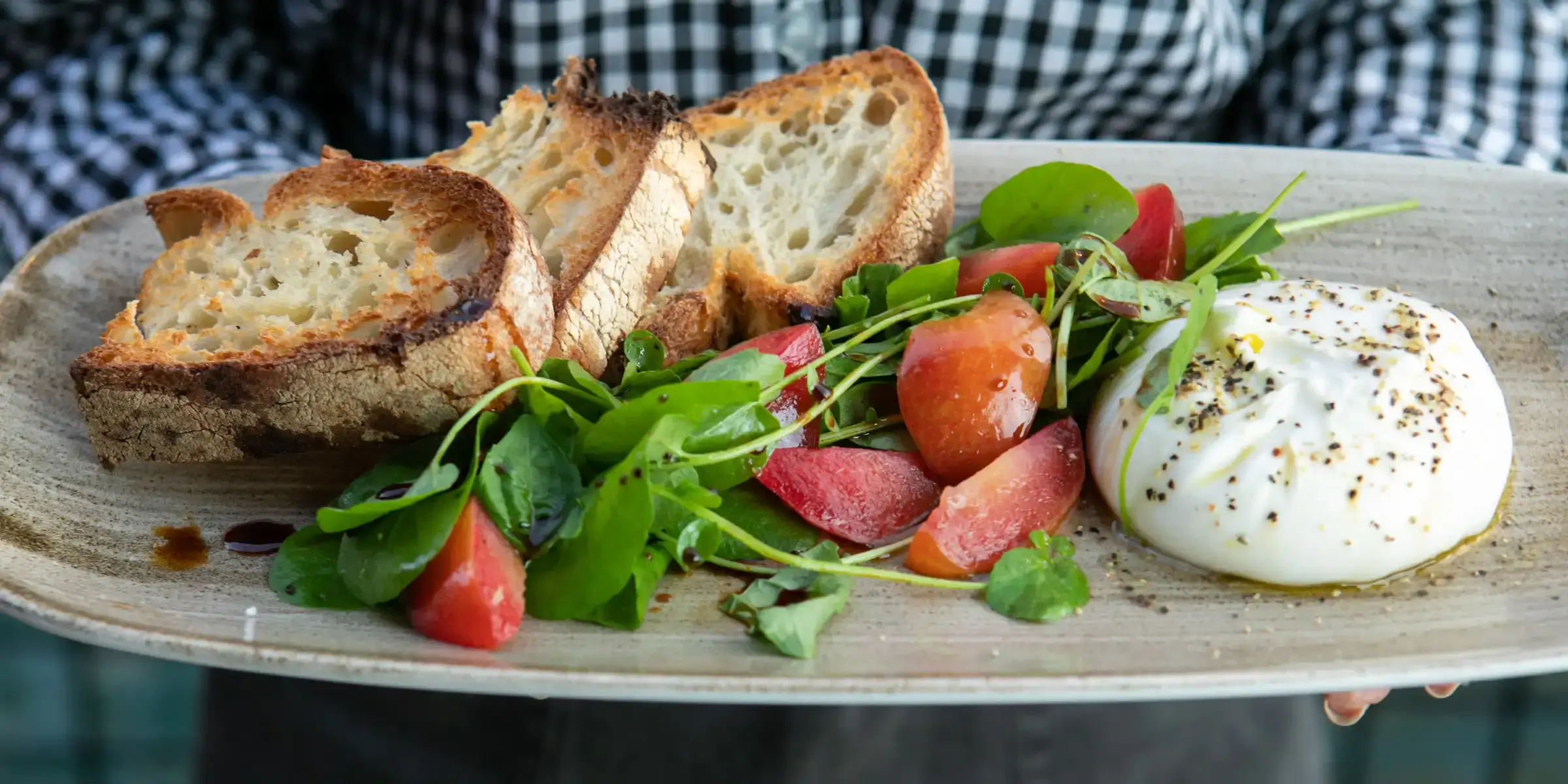 caprese salad - desktop version